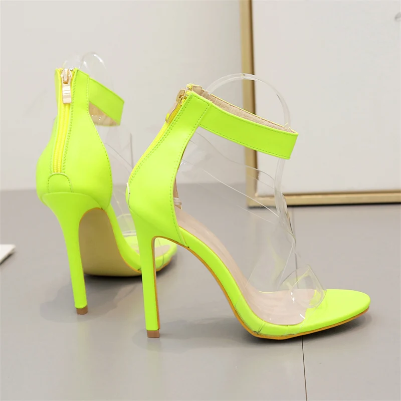 2019 г. Летние женские неоновые сандалии прозрачные босоножки на высоком тонком