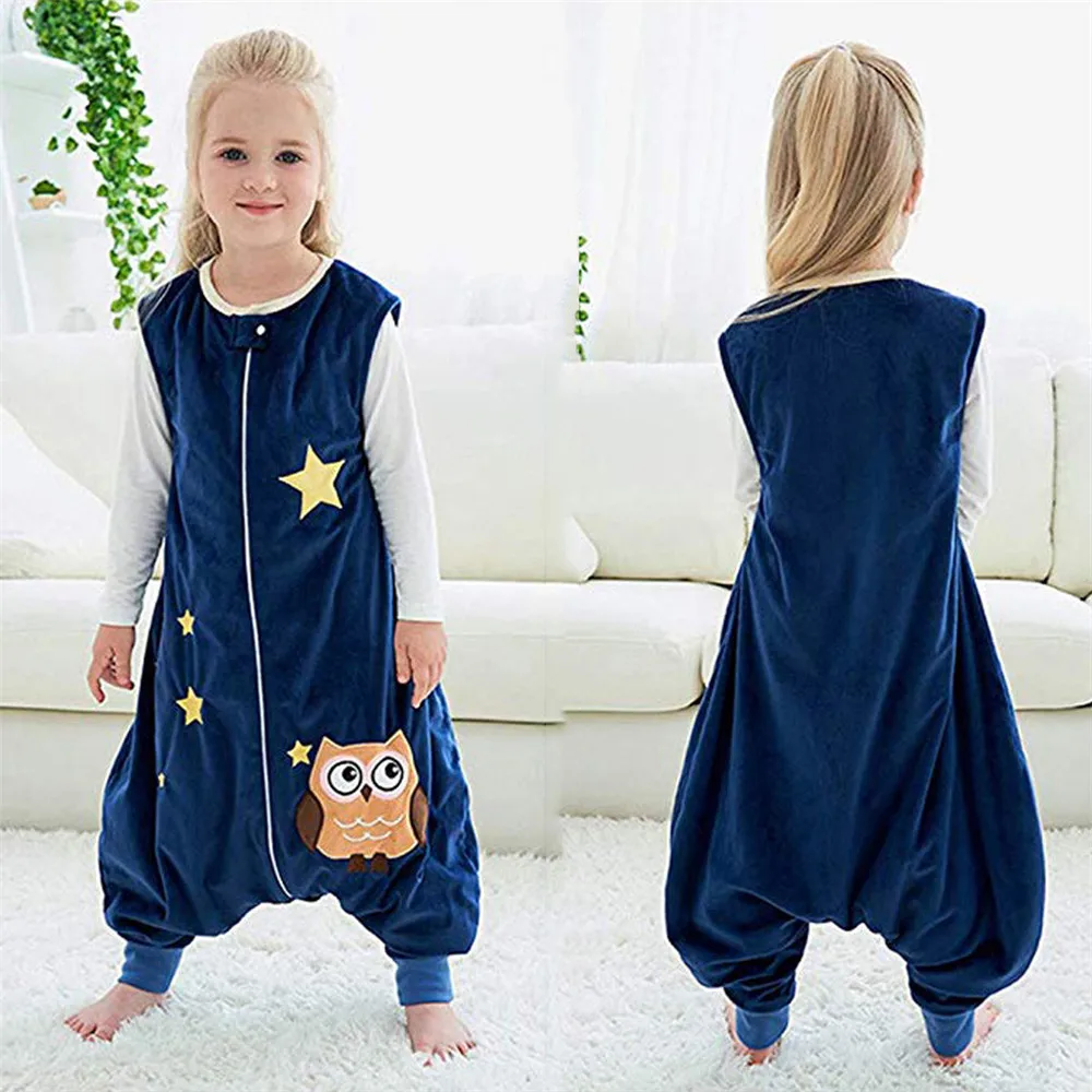 Детский мультяшный спальный мешок с разрезами комбинезон флисовое переносное