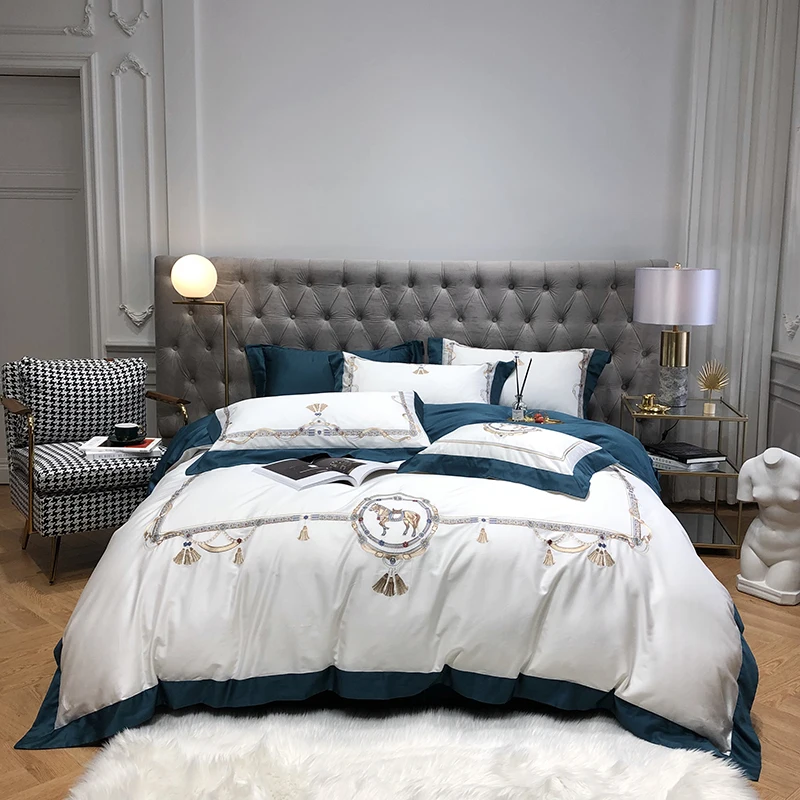 Комплект постельного белья с вышитым рисунком лошади двуспальный размер 800TC