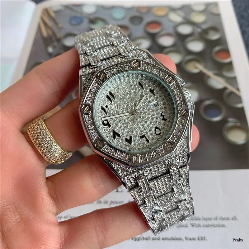 

Fashionable young men's high grade business wristwatch waterproof wristwatch high grade wristwatch