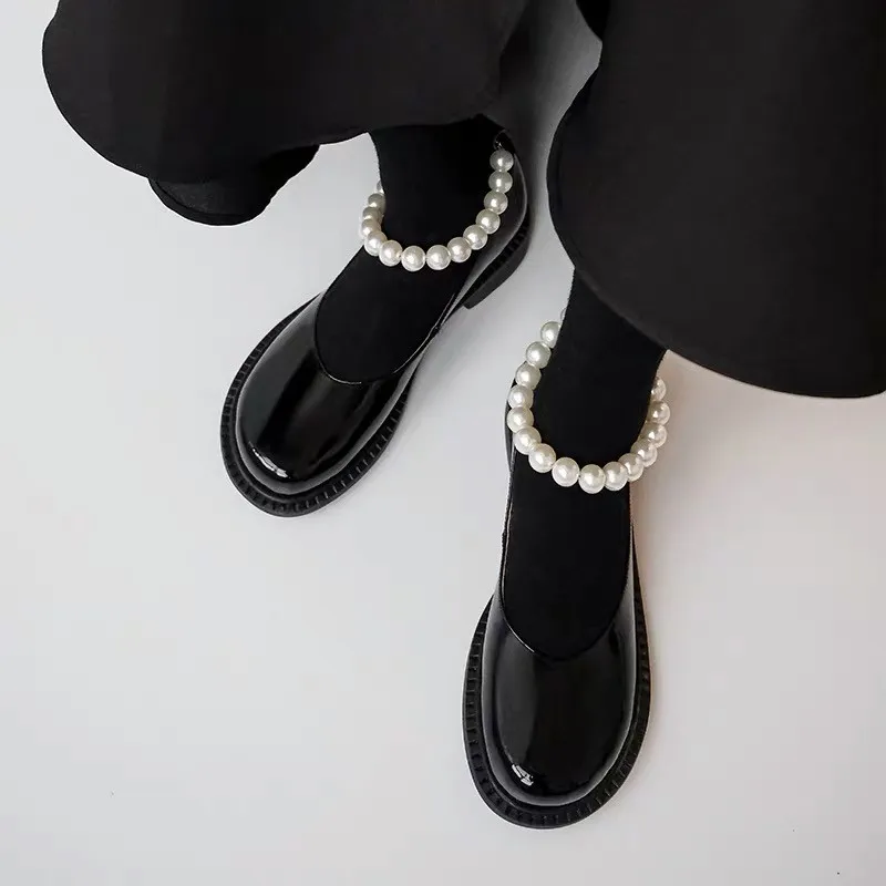 

2021 college style new college style autumn retro small leather shoes with pearl patent leather single shoes X769
