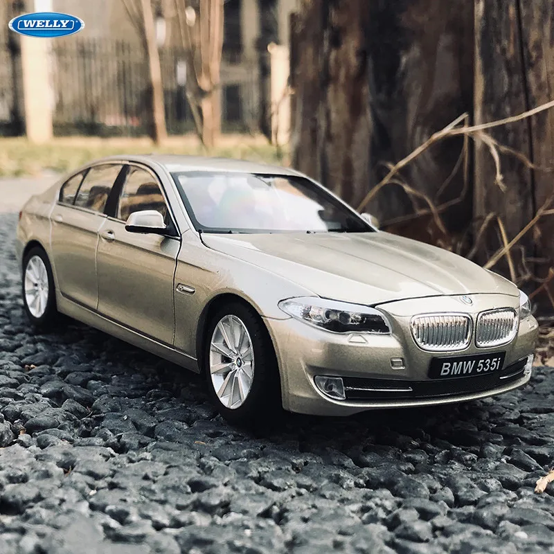 WELLY 1:24 BMW 535i белый автомобильный брелок для автомобильных ключей имитационная