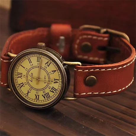 Simple retro Korean watch Mori female student male college style trend quartz watch old literary couple watch enlarge
