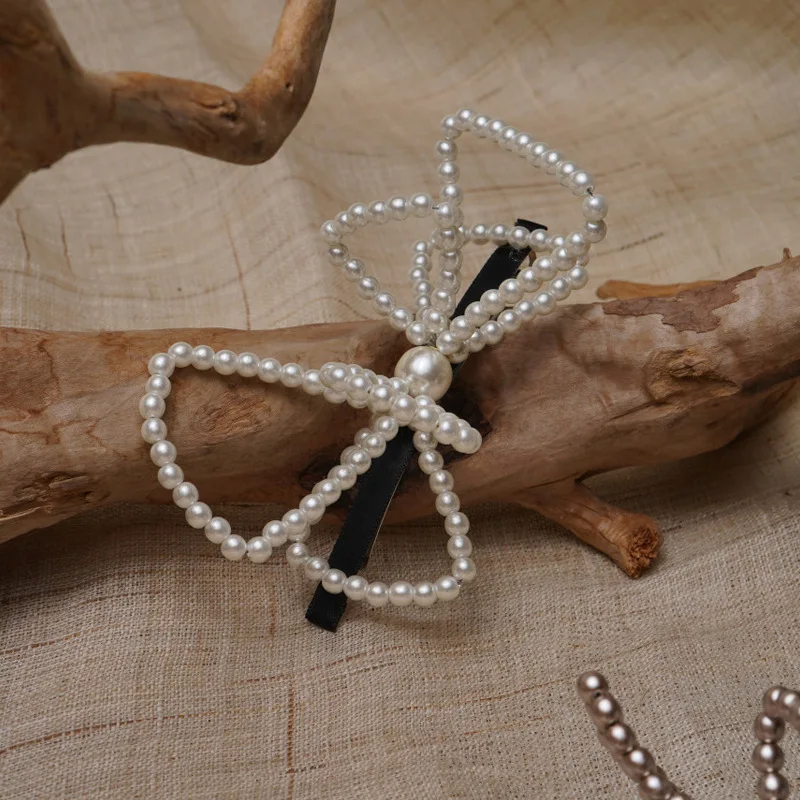 

2021 INS HOT Fashion High Quality Hair Accessories Big Pearl bow hairpin Spring Clip For Women Girls Hair Clips Top clip Gift