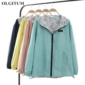 Сезон весна-осень; 2020 модная женская куртка пальто с карманами; Куртка на молнии с капюшоном из двух частей возможность носить на обе стороны; Принт с героями мультфильмов; Верхняя одежда повседневные свободные размера плюс