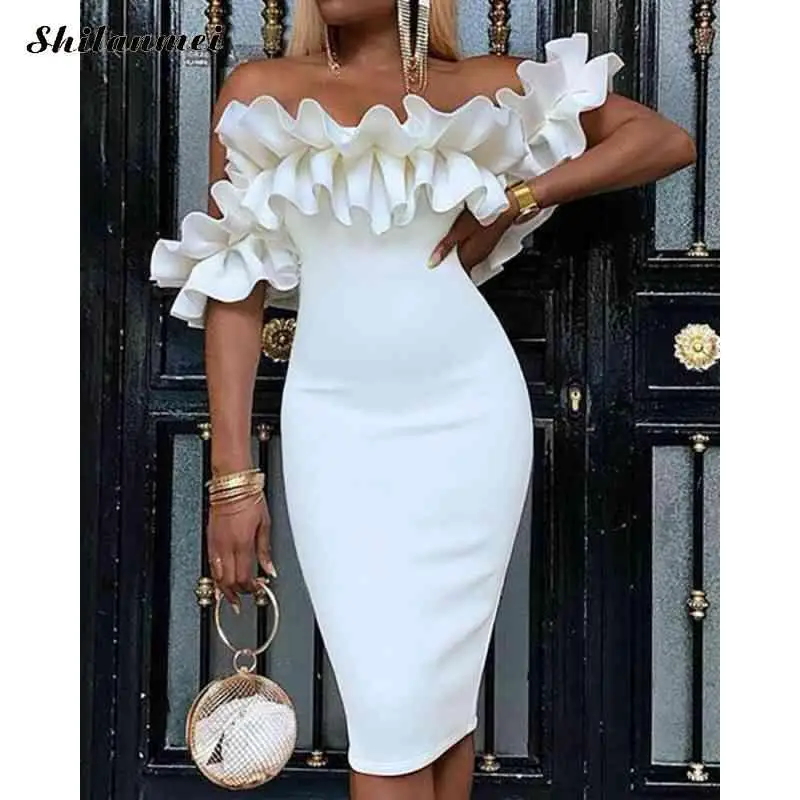 Женское облегающее платье с фестонами однотонное Белое миди открытыми плечами