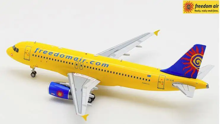 Нитрон авиации FREEDOMAIR Аэробус A320 ZK-OJK 1/200 литья под давлением модель самолета |