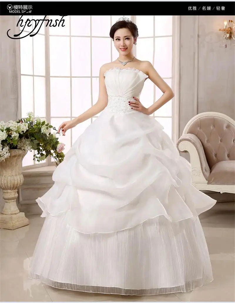 Свадебное платье невесты цвета шампанского красного белого с оборками и