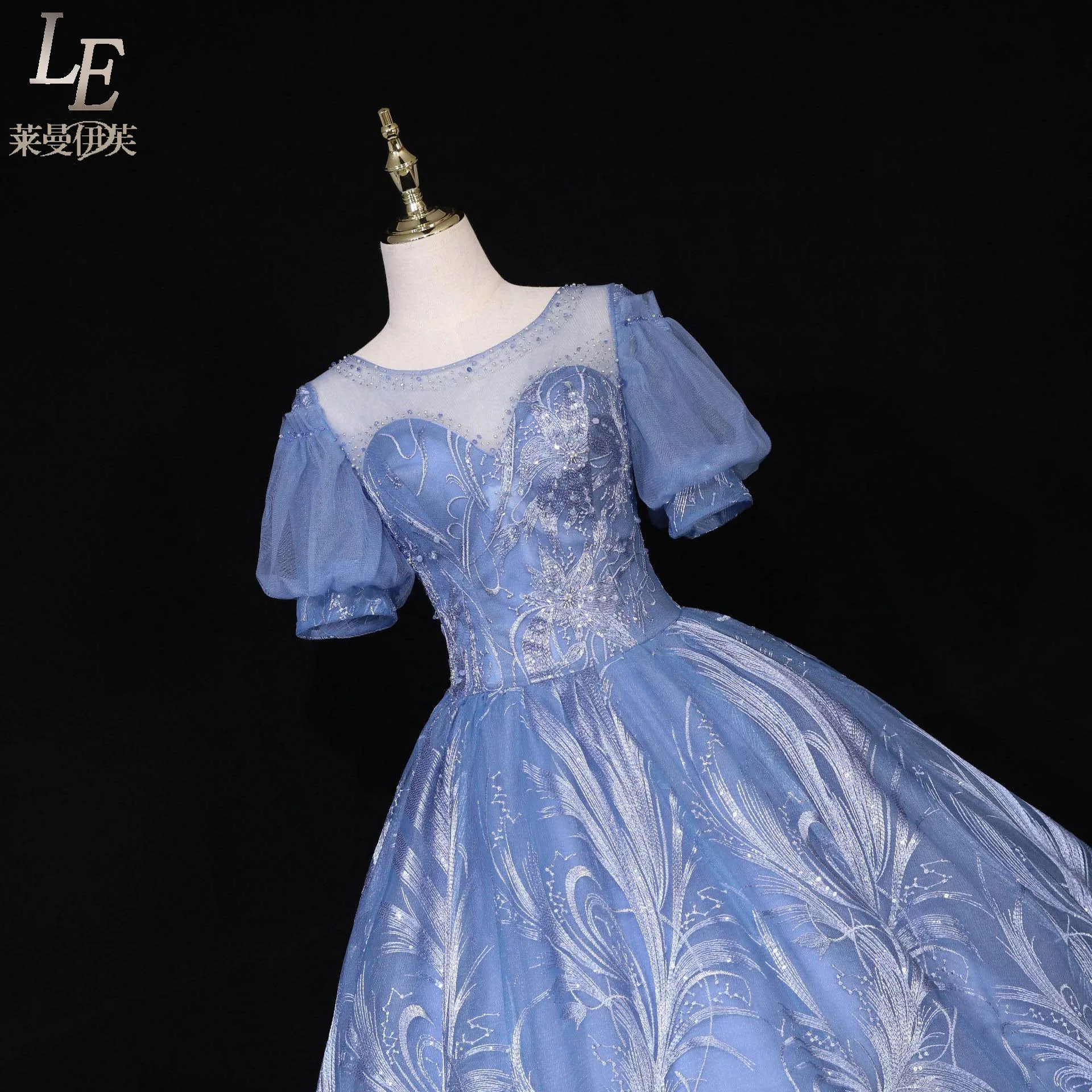 Бальное платье принцессы элиты роскошное длинное средневековое Дворцовое эпохи