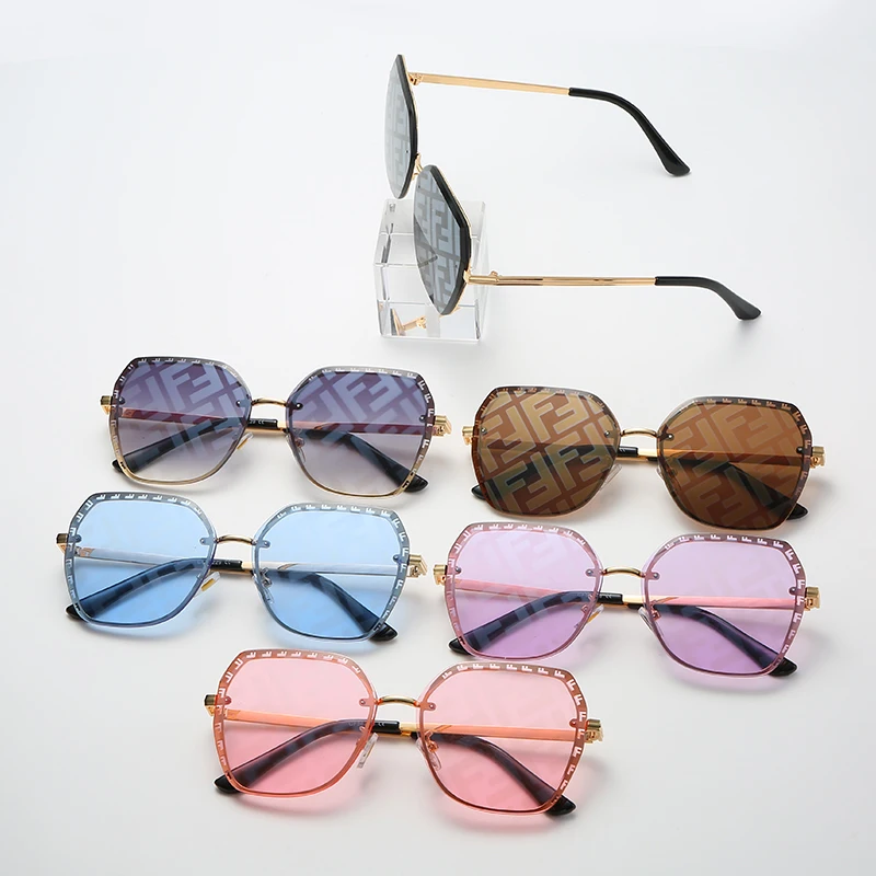 

Quality Luxury Brand Designer Sun Glasses For Women Men F Letter Irregular Ladies Sunglasses Fashion Glasses For Women 2021 New