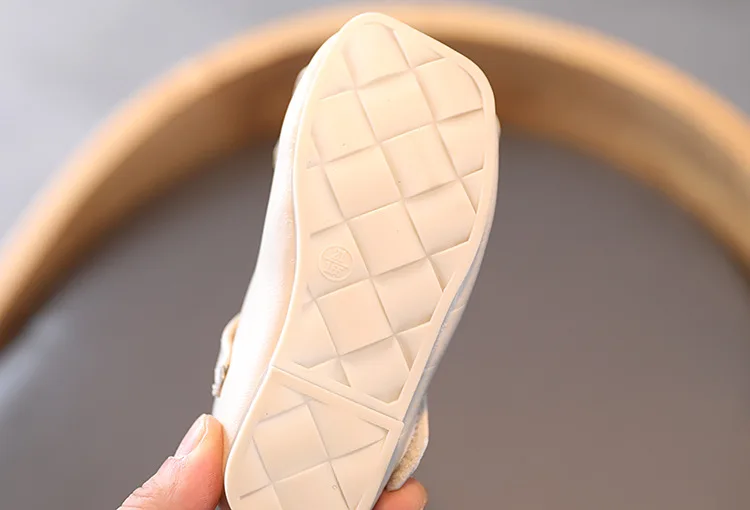 

2021 Spring New Baby Girls Leather Shoes Toddler Flats Solid Color Shallow Princess Shoes Beige Black Color