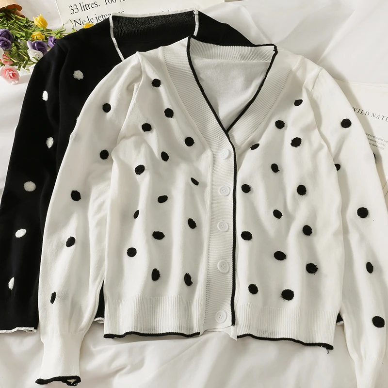 

French Retro Polka Dot Single Breasted Cardigan Women's 2021 Autumn Fashion V-neck Knitted Long Sleeve Crop Top Streetwear