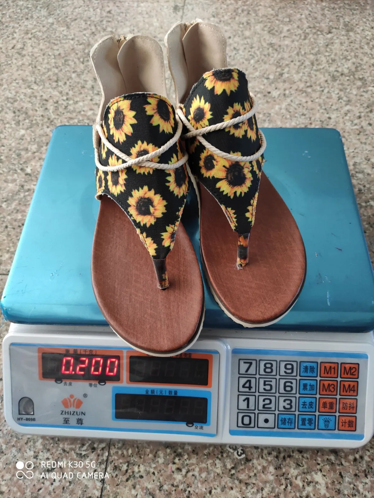 

TELOTUNY Women's Casual Plus Size Summer Sandals Women Flip Flops Sunflower Printed Shoes Flat Flip Flops Back Zipper Sandals