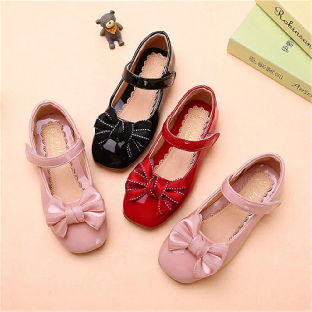 

Children's Casual Shoes for Girls Shoes Kids Leather Flats PU Flowers Leather Oxfords British Design Lace-up Snekaers for Formal