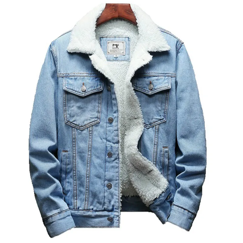 

Coats & Jackets