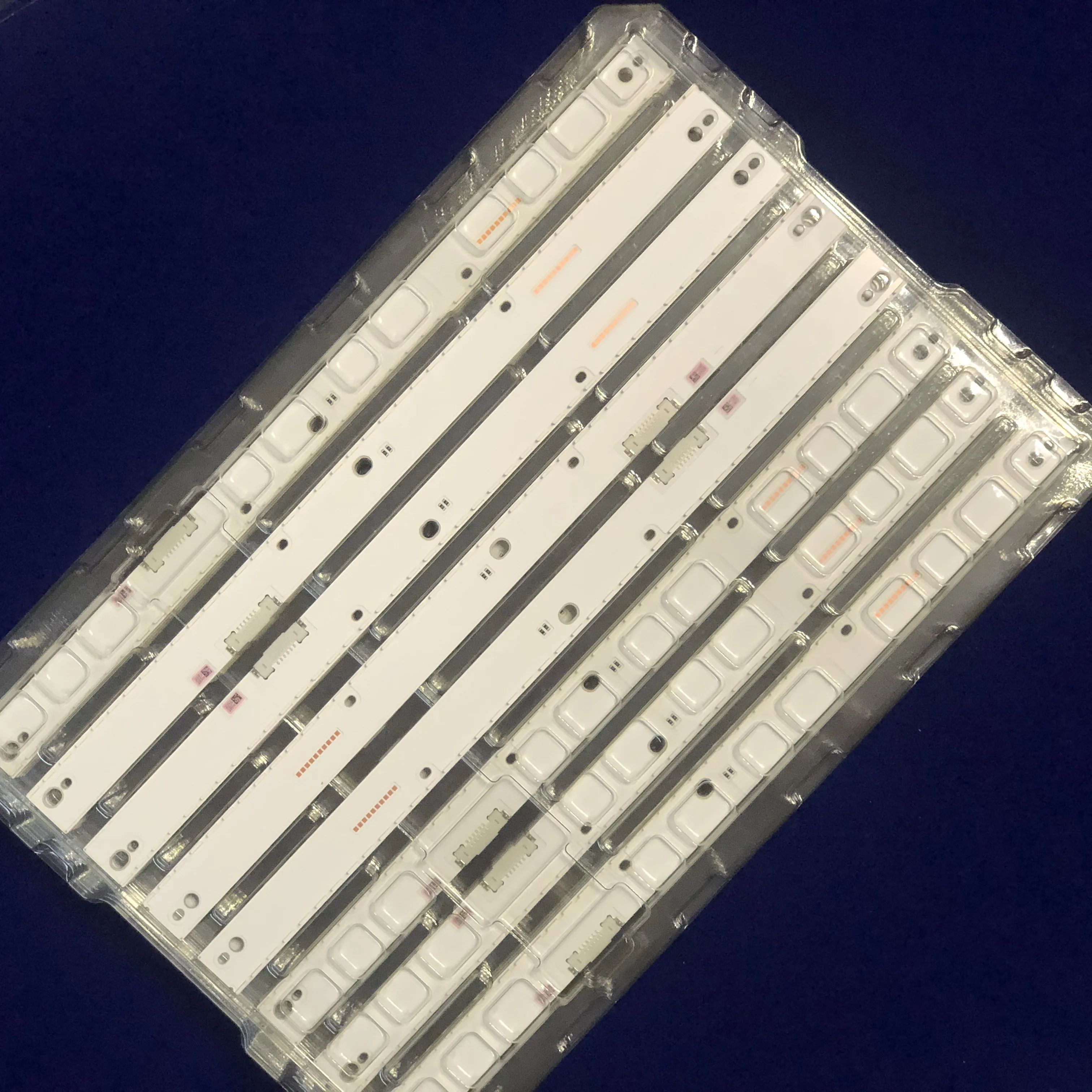 Светодиодный Подсветка полосы для HG40AE890W HG40EE89UA HG40EE890W HG40EE890U UE40KU6655 UE40KU6649 VK040HGLV3H