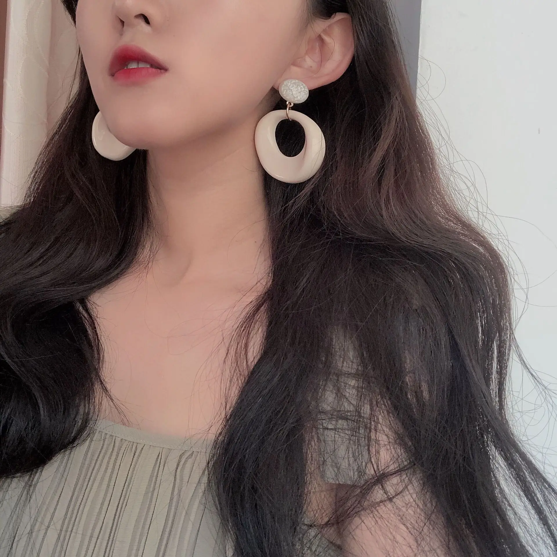 

2021 new retro style geometric acrylic earrings, Korean temperament fashion woman for earrings new jewelry