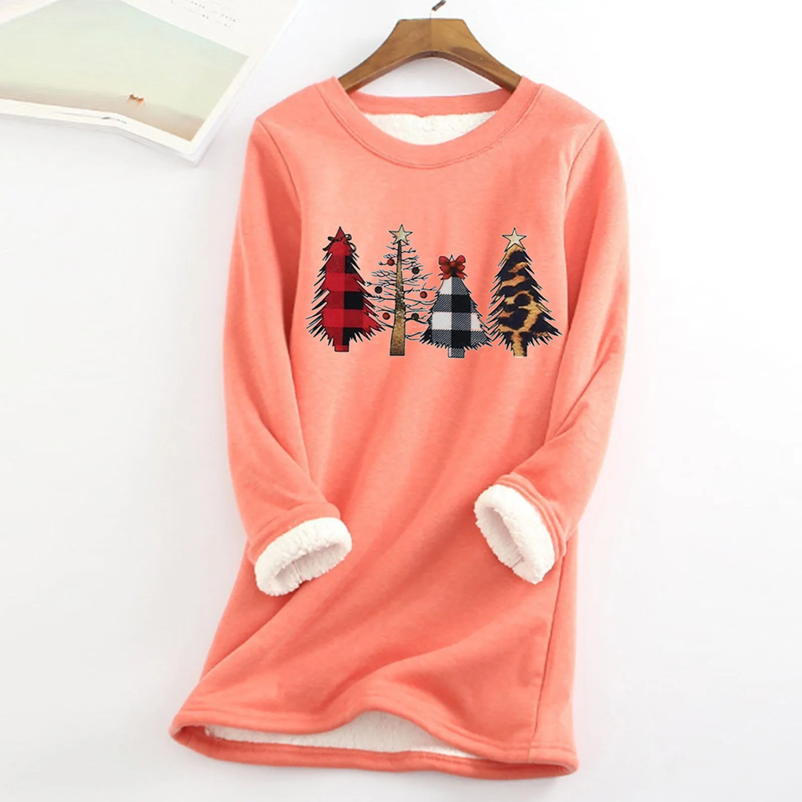 

Women Fleece Sweatshirt Christmas Print gray Autumn And Winter Velvet Warm O-neck Top Female Casual Warm blouse