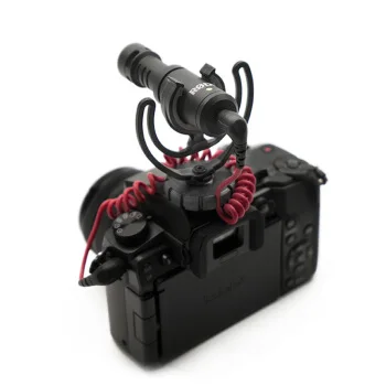 

Canon Nikon SLR camera iPhone smooth