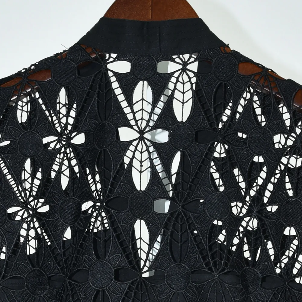 Женское платье ажурное на шнуровке с v-образным вырезом весна-лето 2019 | Женская