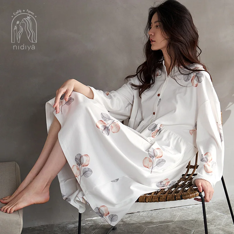 2021 Spring Summer New Nightdress Women's Cotton Long Sleeve Sleeve Sleeve Simple Loose Large Size Household Clothes Night Wear