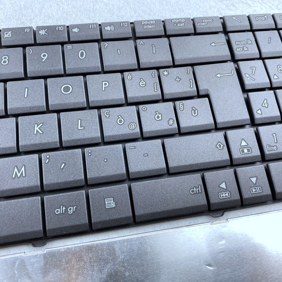 Итальянская Клавиатура для ноутбука Asus N53 X53 X54H A52J A53 N71 N73S N73J P52 P52F P53S X53S X55V X54HR X54HY N53T