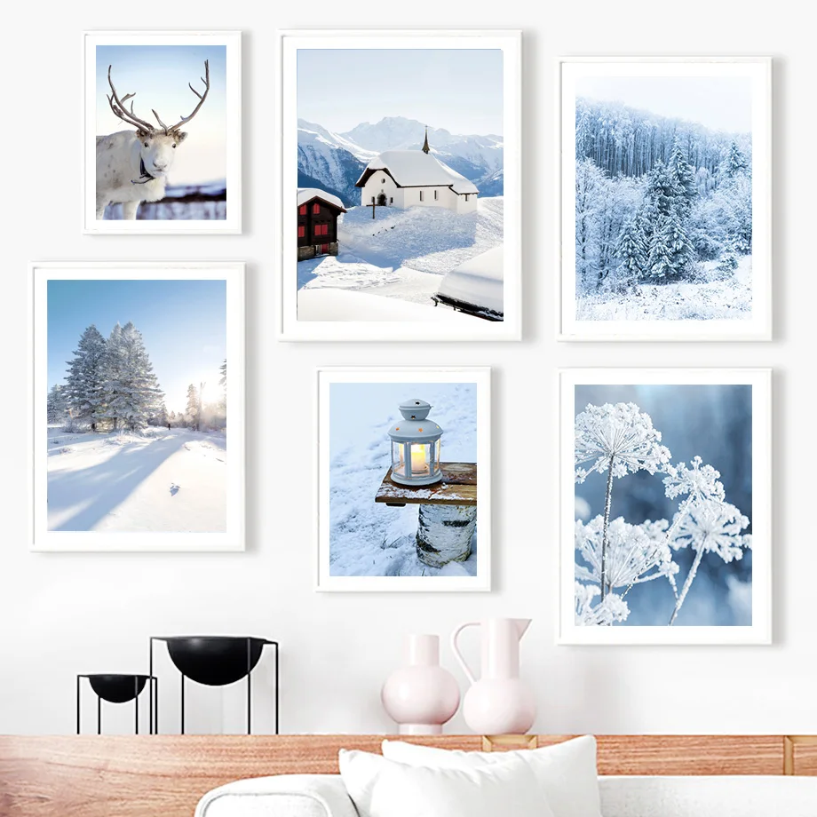 Зимний снег солнечный свет лес олень медведь кипарис скандинавские плакаты и