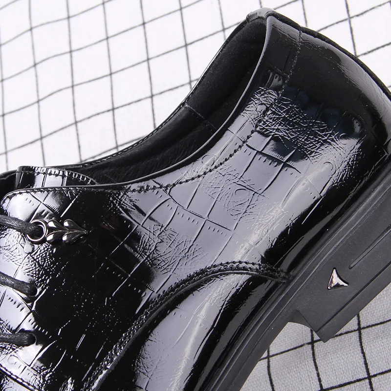 Мужские деловые туфли Izv зеленая британская обувь на мягкой подошве кожаные