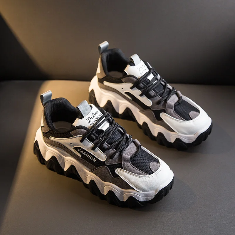 Женские кроссовки с закрытым носком Fujin повседневные нескользящей подошвой из