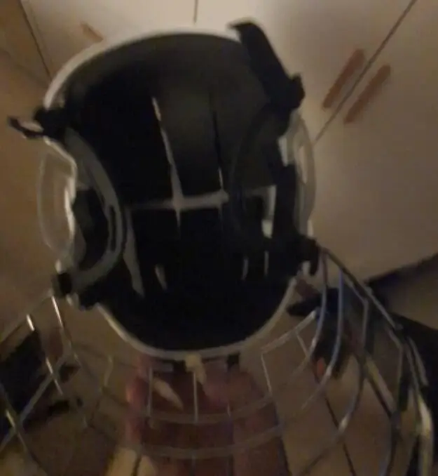 Профессиональный взрывозащищенный шлем для хоккея с шайбой защитный черной