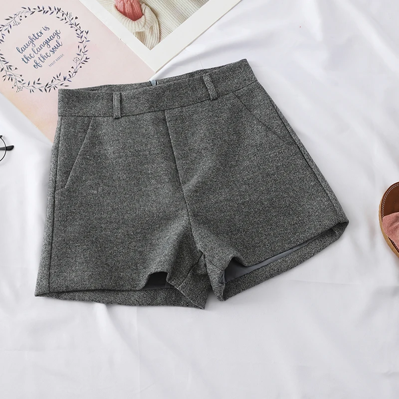 Женские шерстяные шорты Heliar повседневные широкие с высокой талией и карманами