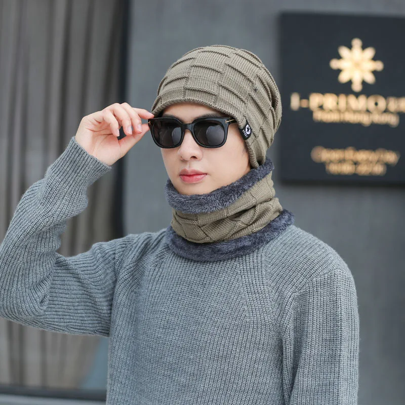 Men's hats in autumn and winter plus velvet knit Korean version of head scarf set ear protection warm wool hat |