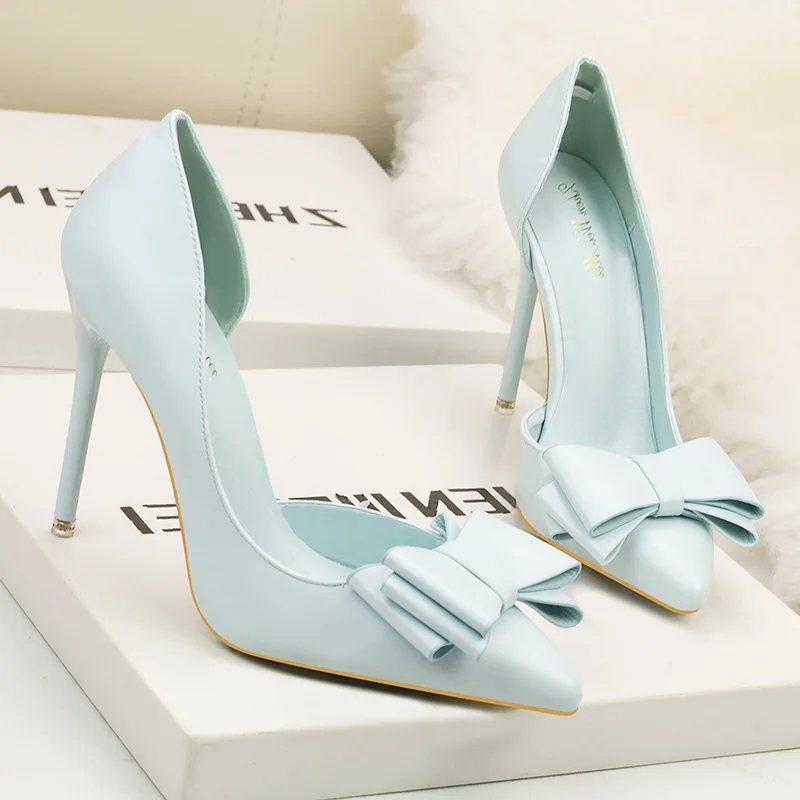 Модные туфли на высоком каблуке с милым бантом Остроконечные Женские острым