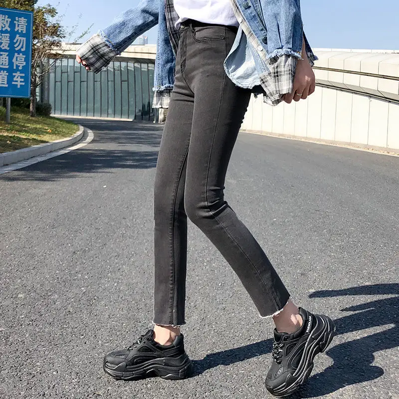 

Spring and autumn Korean ins new stretch jeans women's high waist SLIM STRAIGHT bobbin pants smoke grey rough edge Hong Kong
