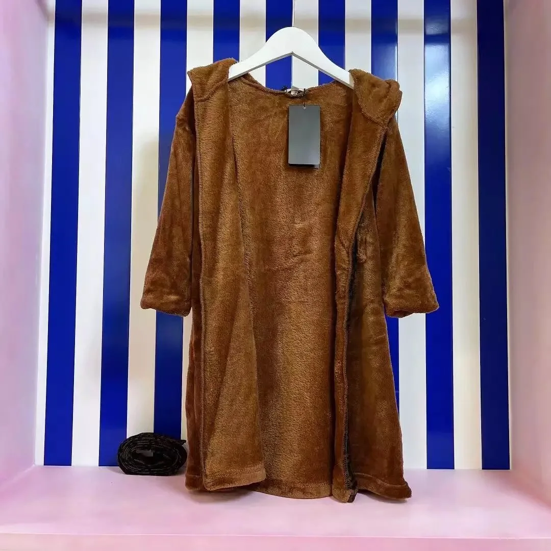 

Autumn Hoodie Bathrobe Kids Sleepwear Robe Children's Bath Robe Winter Warm Soft Flannel Pajamas For Girls Boys Designer Clothes