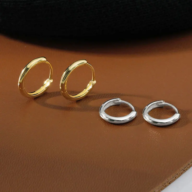 

Women's Fashion Simple Style Minimal Hoop Earrings Small Smooth Huggies Tiny Hoops Golden/White Earring Piercing Accessory Gifts