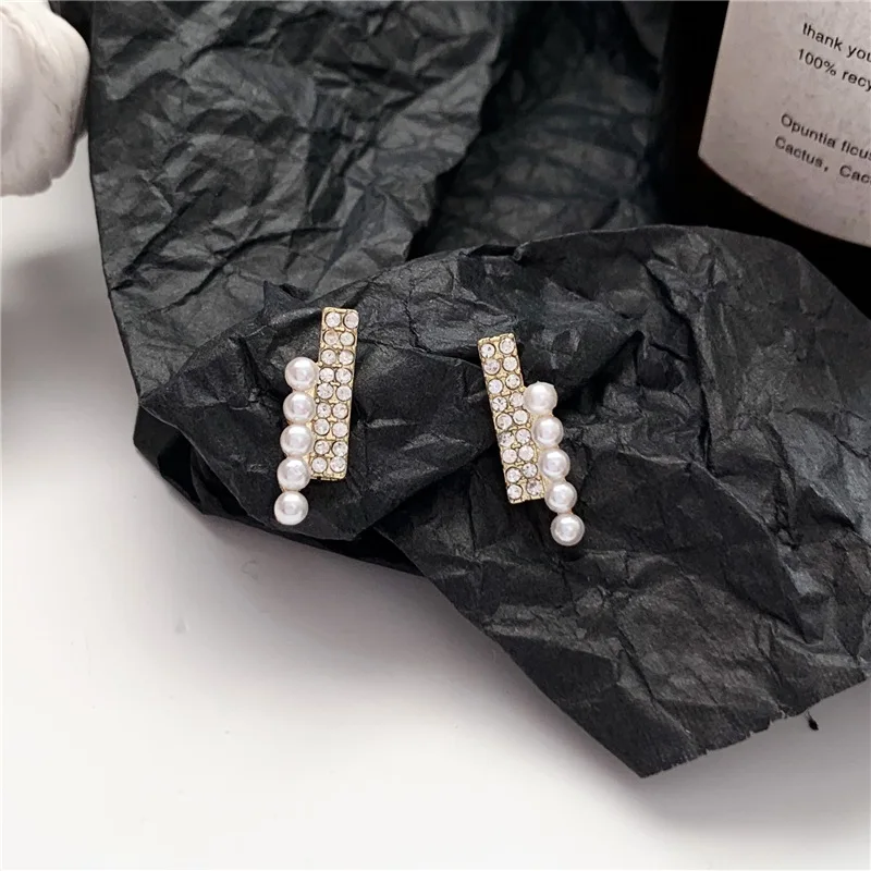 

Fully Cubic Zircon Simulated-pearls Korean Earrings Shiny Career Stud Earrings