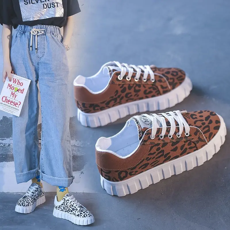 

2021 Women Sneakers New Fashion Leopard Print Women's Sports Shoes Outdoor Joggers Shoes for Women Lace-Up Thick Bottom Sneakers