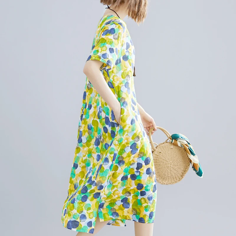 Женское хлопково льняное платье с коротким рукавом облегающее до середины икры