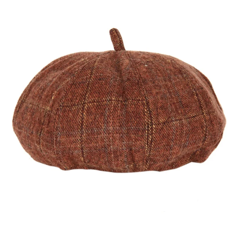 Дамская шапка для улицы на осень и зиму кофейного цвета Красивая клетчатая