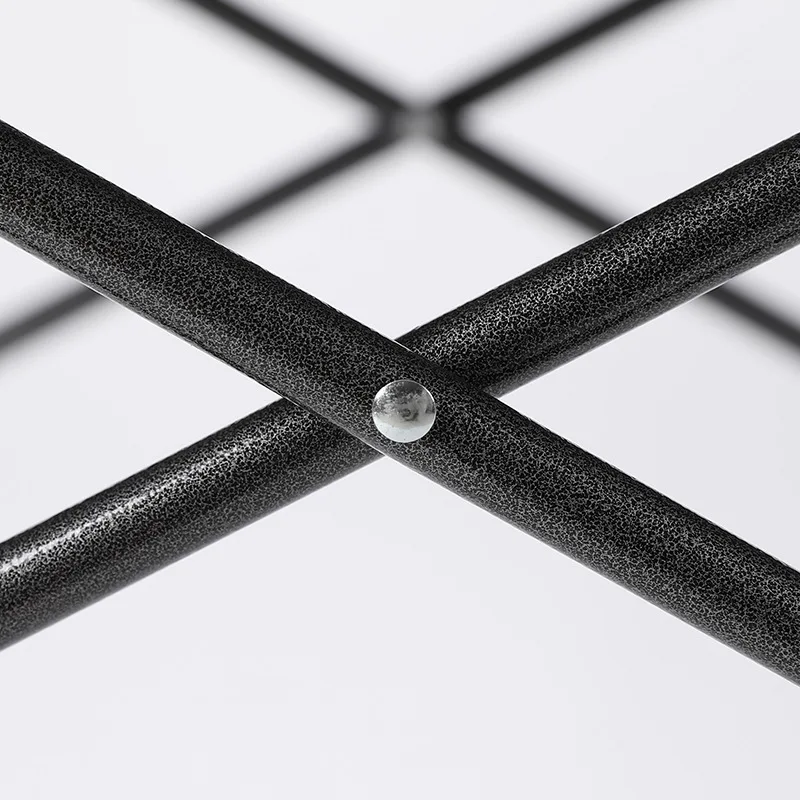 Настольный складной стол для активного отдыха и пикника на свежем воздухе.