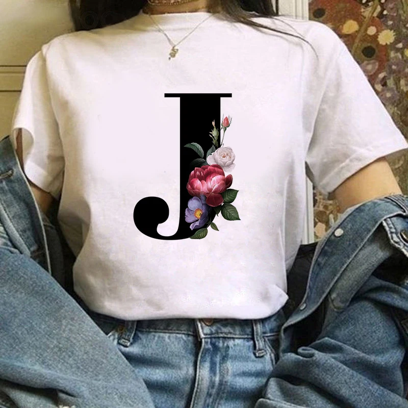 

2021 Ladies Tshirt Fashion 26 English Alphabet Print Summer Women Tee Tops Harajuku Casual White T Shirt Couples Female T-Shirt