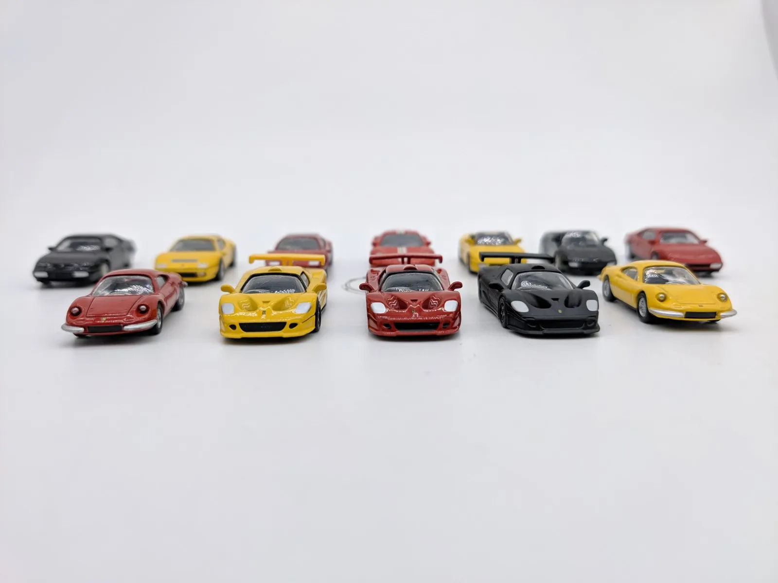 

1/100 Kyosho Ferrari 360 348 246 F50 GT 512BB MONDAL T Collection Metal Die-cast Simulation Model Cars Toys