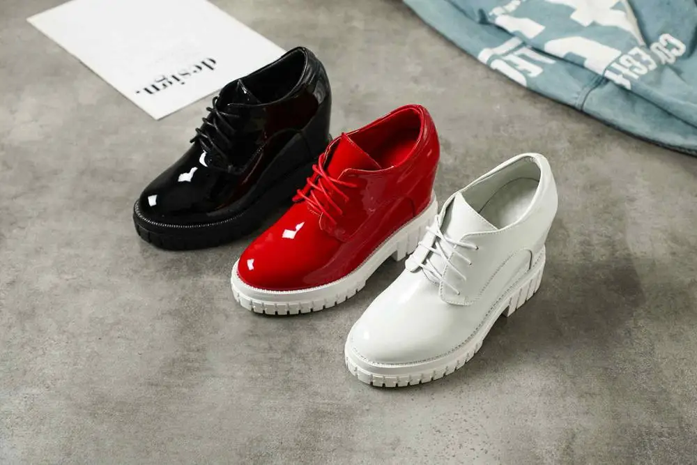 

Vichelo Hot 2020 autumn new cow patent leather increasing sneaker round toe lace up beauty lady dress cozy vulcanized shoes L02