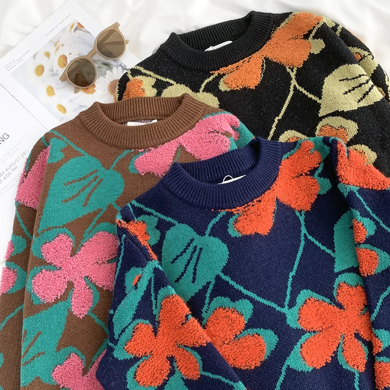 

Retro jacquard autumn and winter round neck thick warm knitted sweater