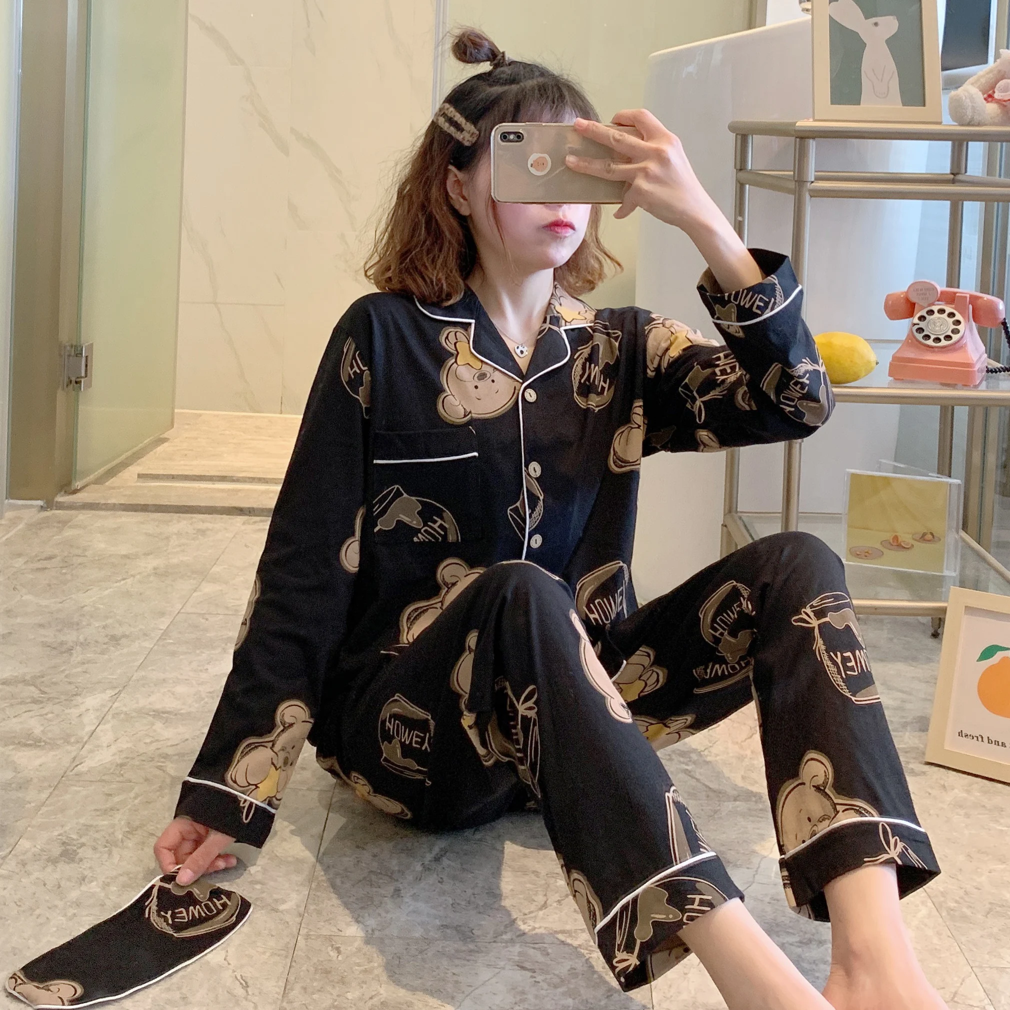 

Black bear cotton women's spring and autumn and winter couple pajamas long sleeve cardigan simple summer home clothes
