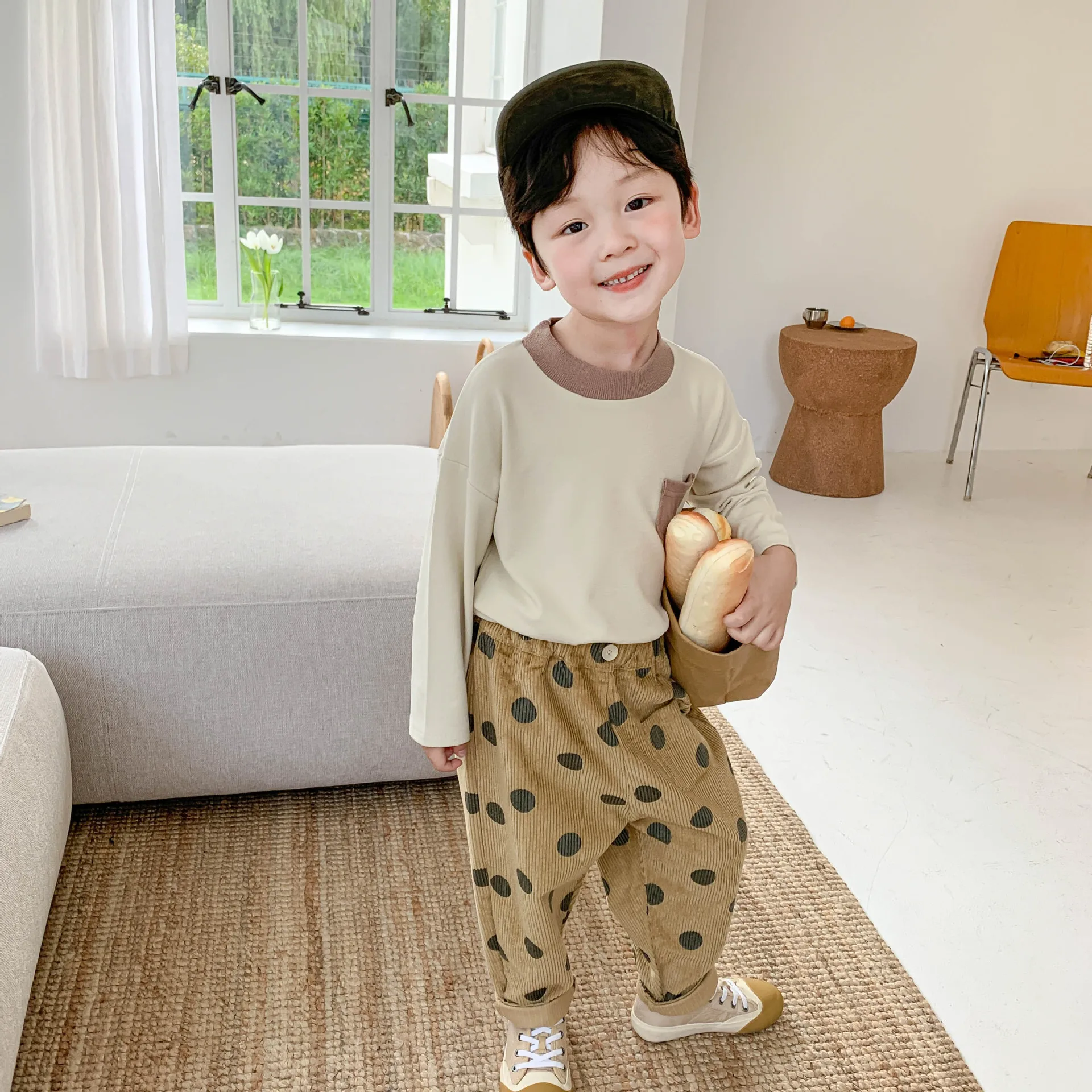 

Fashion boys girls corduroy casual pants kids children dot 3 colors trousers 1-6Y