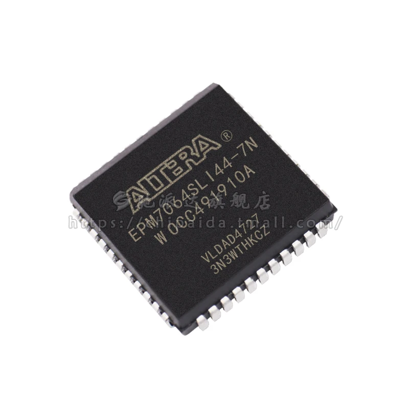 

EPM7064SLI44-7N ALTERA/ PLCC44