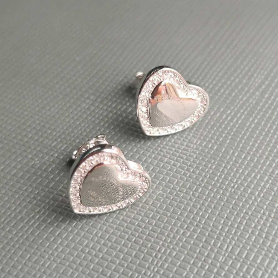 

Women's Sterling Silver Classic Rose Gold Heart Shaped Zircon Stud Earrings Sterling Silver Heart Stud Earrings