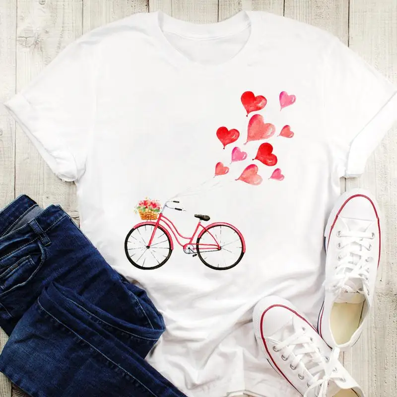 

Женская футболка с коротким рукавом и принтом Love Bike